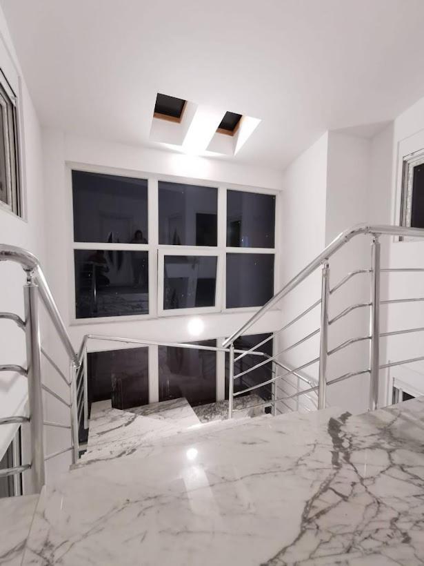 Apartman Square โมสตาร์ ภายนอก รูปภาพ
