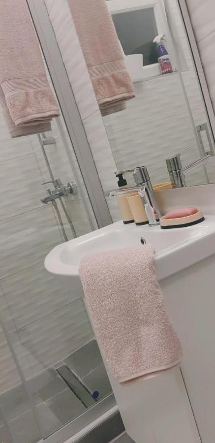 Apartman Square โมสตาร์ ภายนอก รูปภาพ